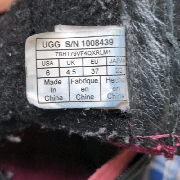 UGG Simmens Black Leather Boots Size 6 - Picture 9 of 9